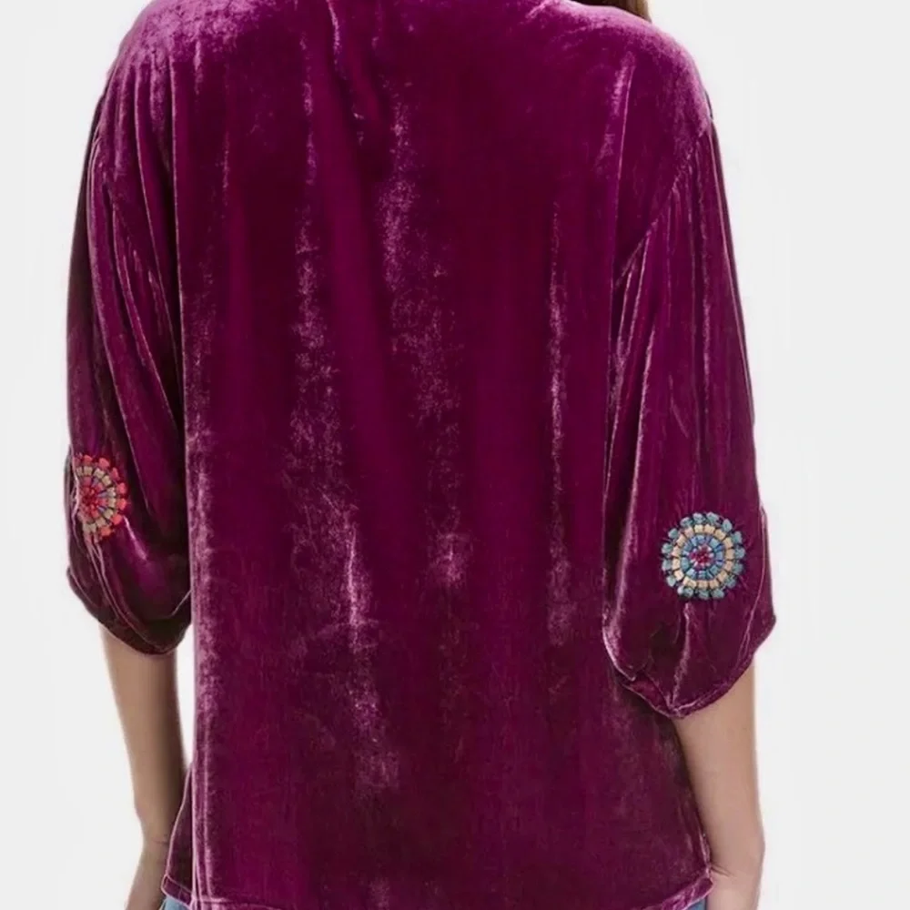 Johnny Was Nikkola heavily embroidered Purple Velvet Boatneck Blouse NWT